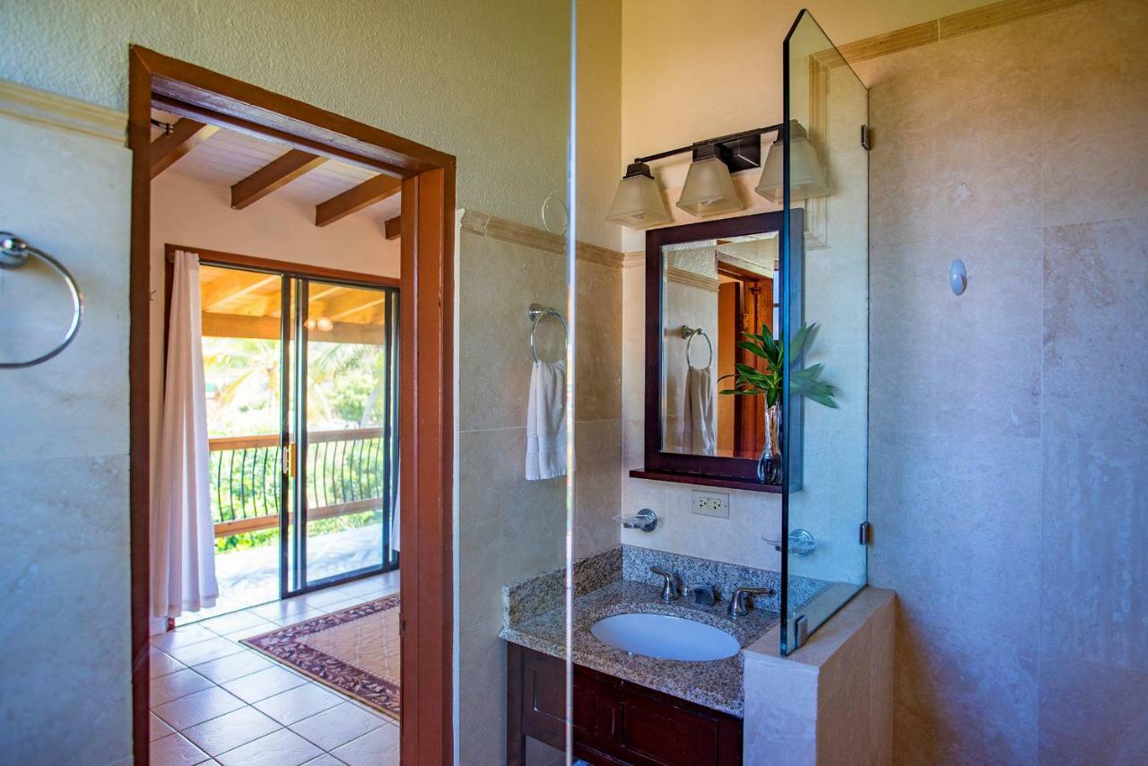 Bayview Vacation Apartments Spanish Town Eksteriør billede