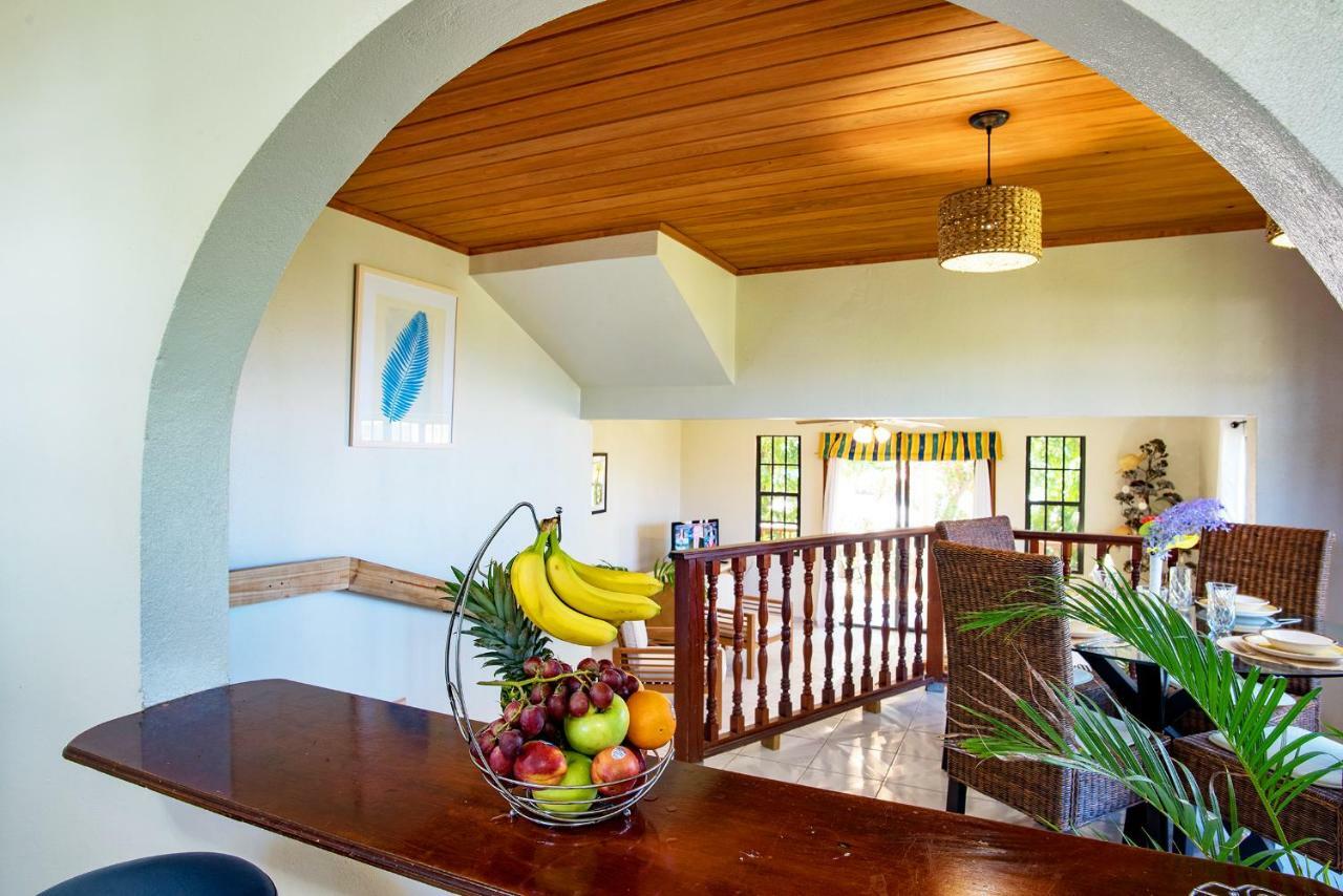 Bayview Vacation Apartments Spanish Town Eksteriør billede
